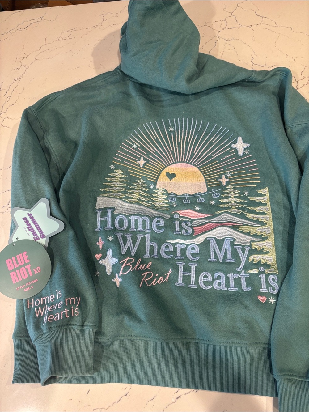 Blue Riot XO Endless Summer Hoodie-Limited Edition Soooo Soft, Small NWT🔥